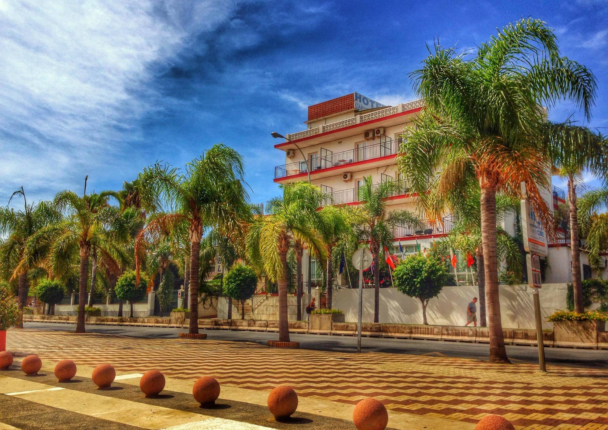 Hotel Carmen Teresa 3*